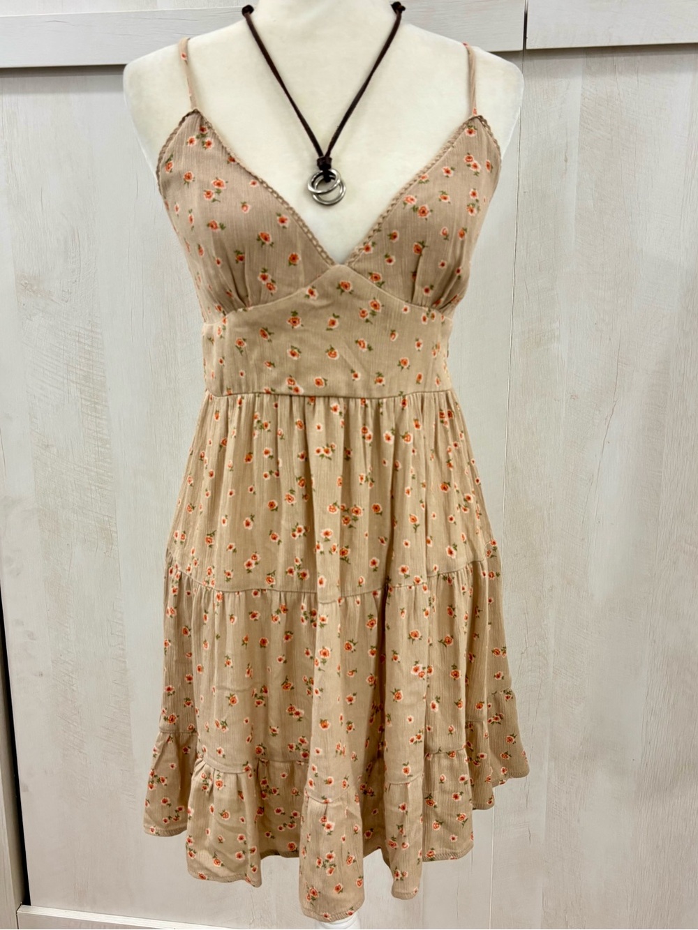 NWT Ambiance Tan Orange Flowers Summer Spaghetti Strap Mini Dress Womens Size M